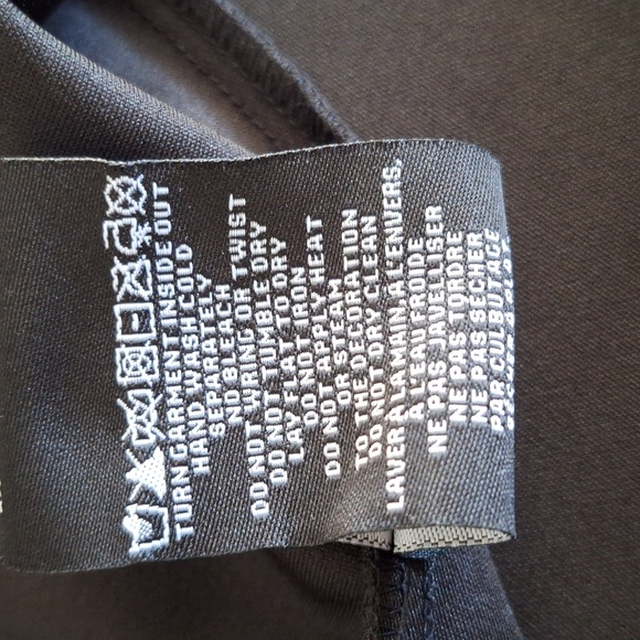 Sequin embroidered Cape sleeve dress.[8]BNWT - Picture 13 of 17